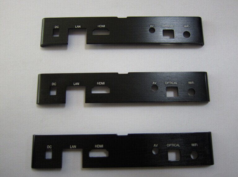 五金冲压汽车DVD配件竖放图